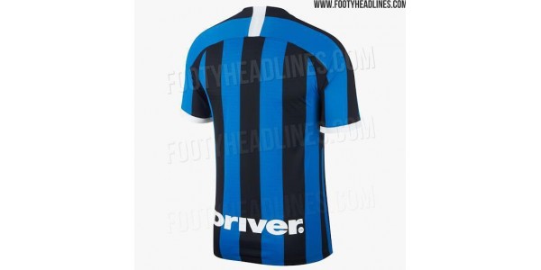 Narażenie na nowy sezon między koszulkami